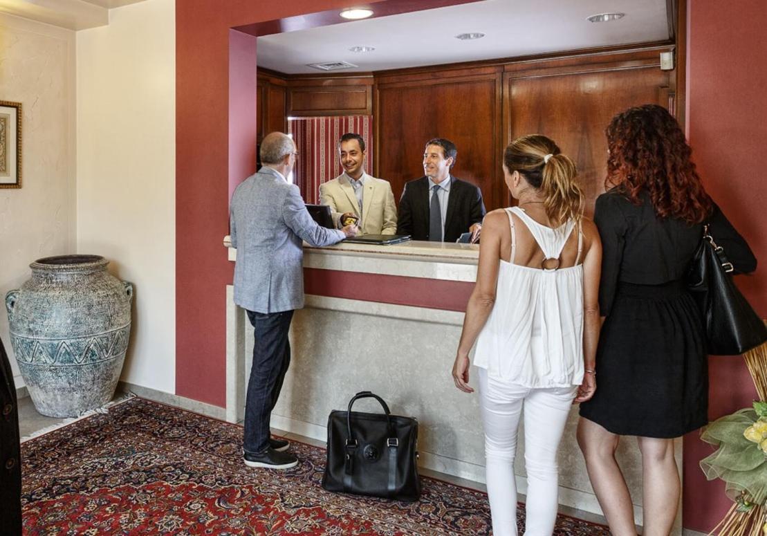 Hotel Daniel Basiano Eksteriør bilde